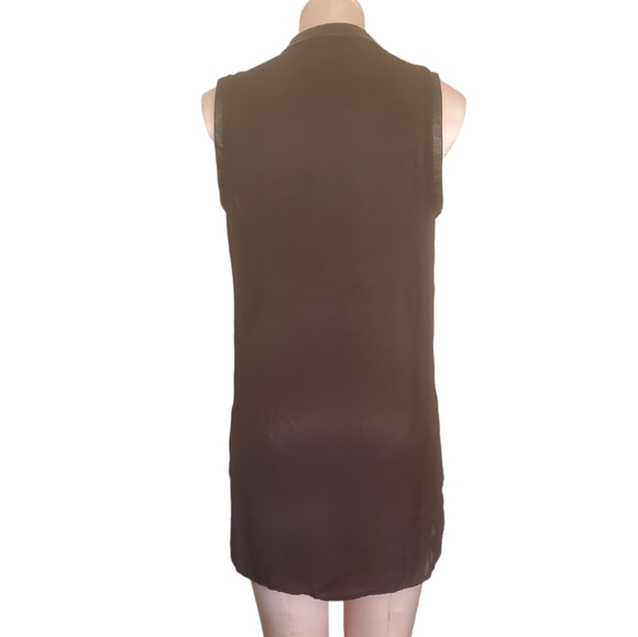 Top - Picture 3 of 4